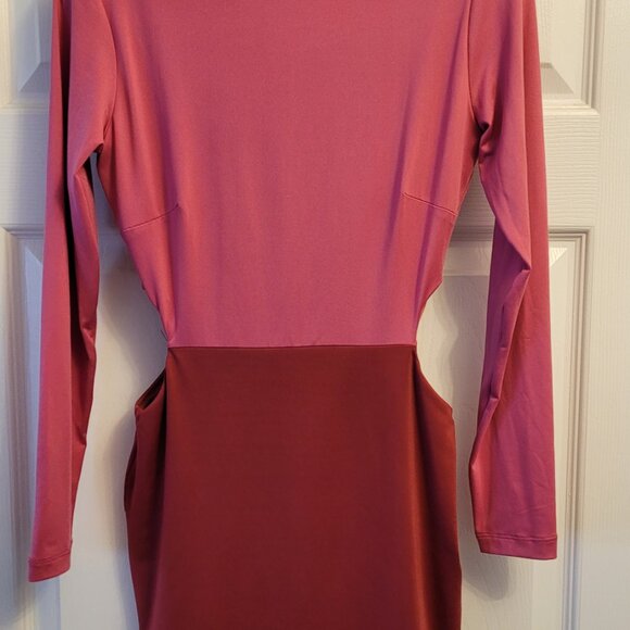Nookie Casino 2 Tone Shift Dress in Fucshia/Berry - Picture 8 of 8